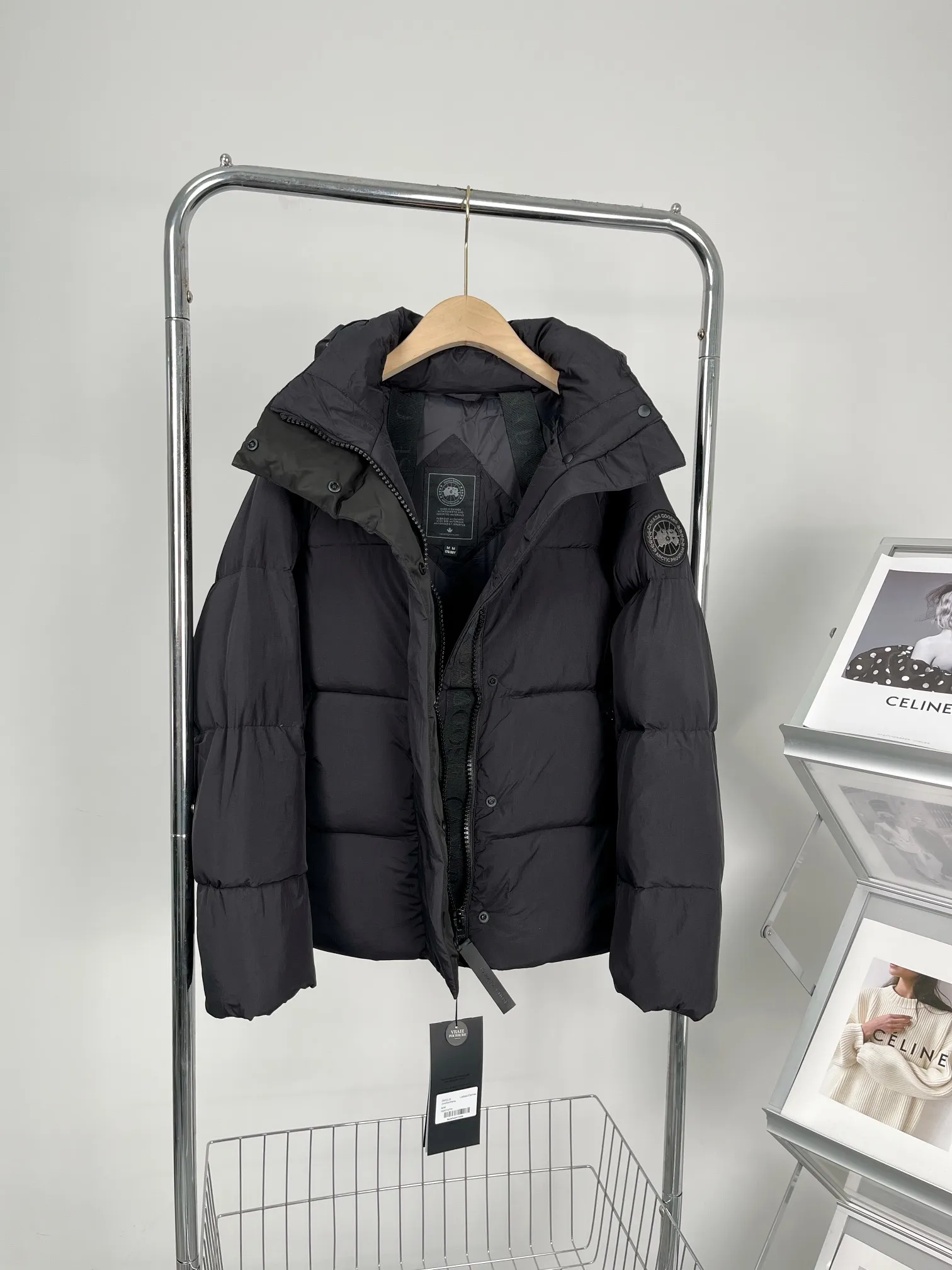 P780 𝐂𝐚𝐧𝐚𝐝𝐚 𝐠𝐨𝐨𝐬𝐞丨Canada Goose Ouyang Nana same style short down jacket Size: S-XXL